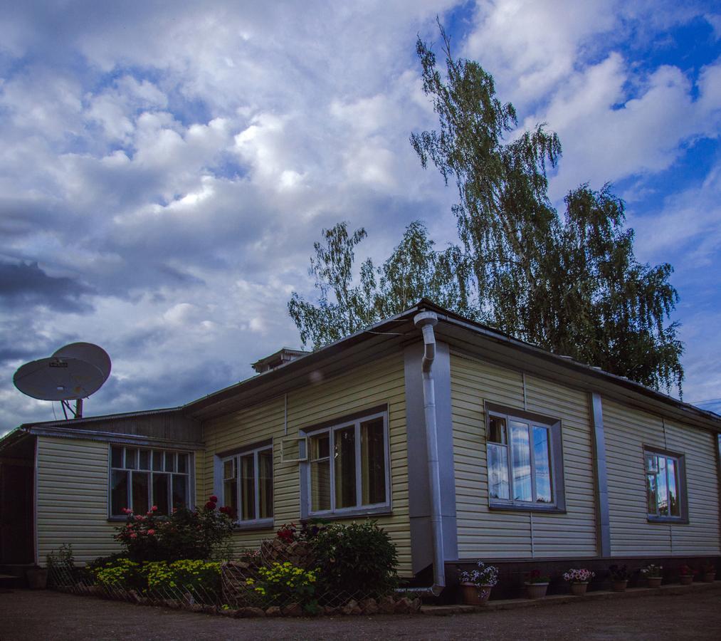 Enirest Hotel Каракол Екстериор снимка